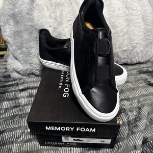 London Fog Men's Black and White Sneakers